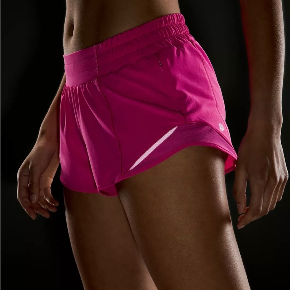 NWT Lululemon : Size 10 : Sonic Pink : Hotty Hot Shorts